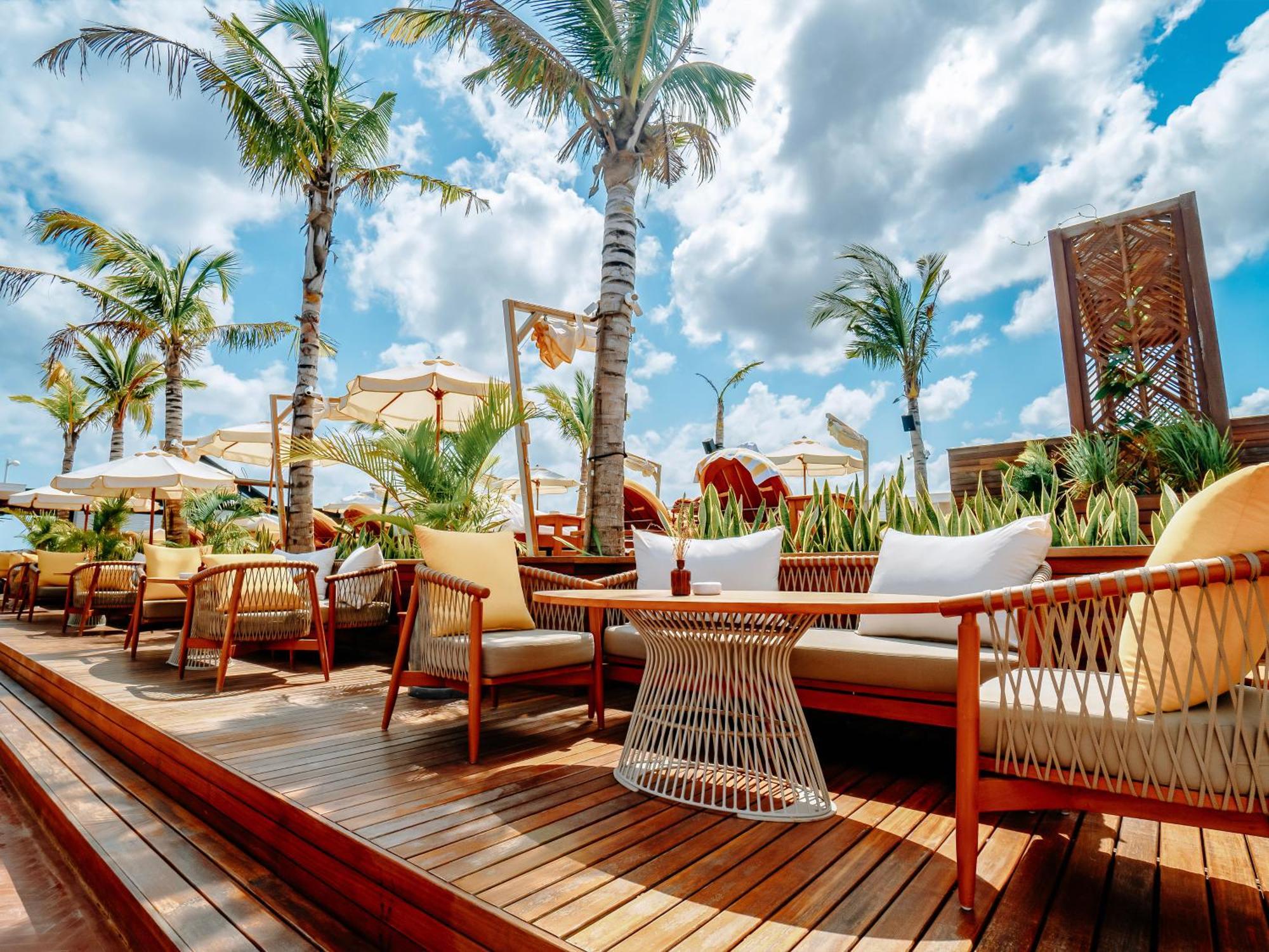 Secana Beachtown Resort & Residences Canggu Eksteriør billede