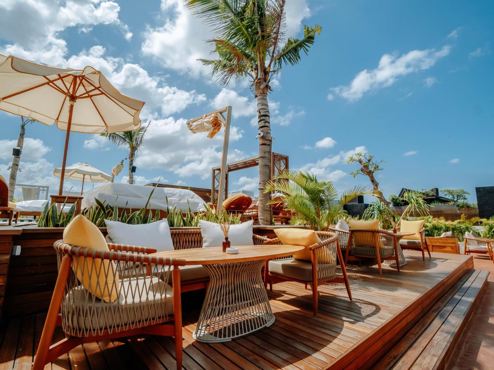 Secana Beachtown Resort & Residences Canggu Eksteriør billede
